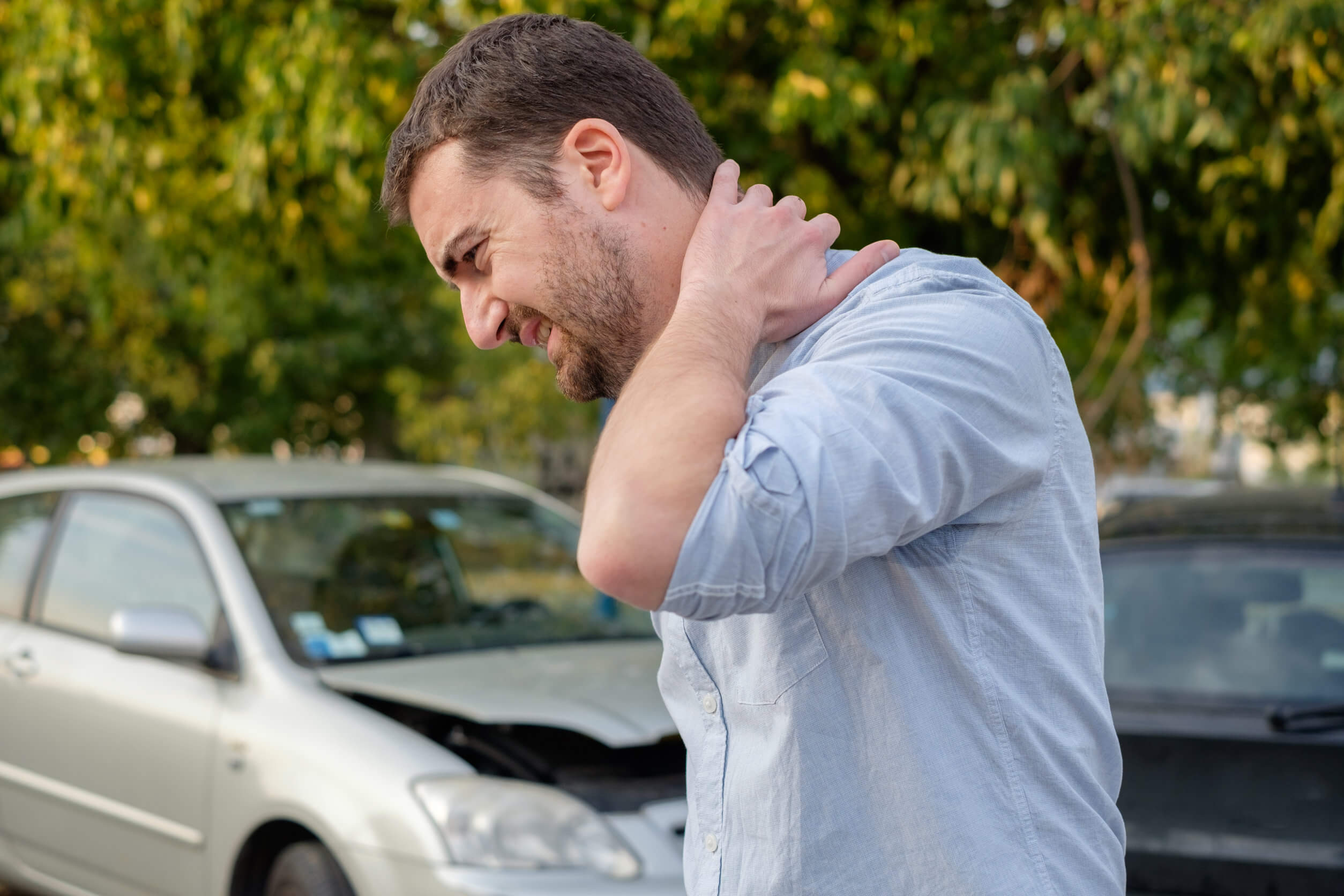 You are currently viewing Why Whiplash Pain is Often Delayed After an Auto Accident